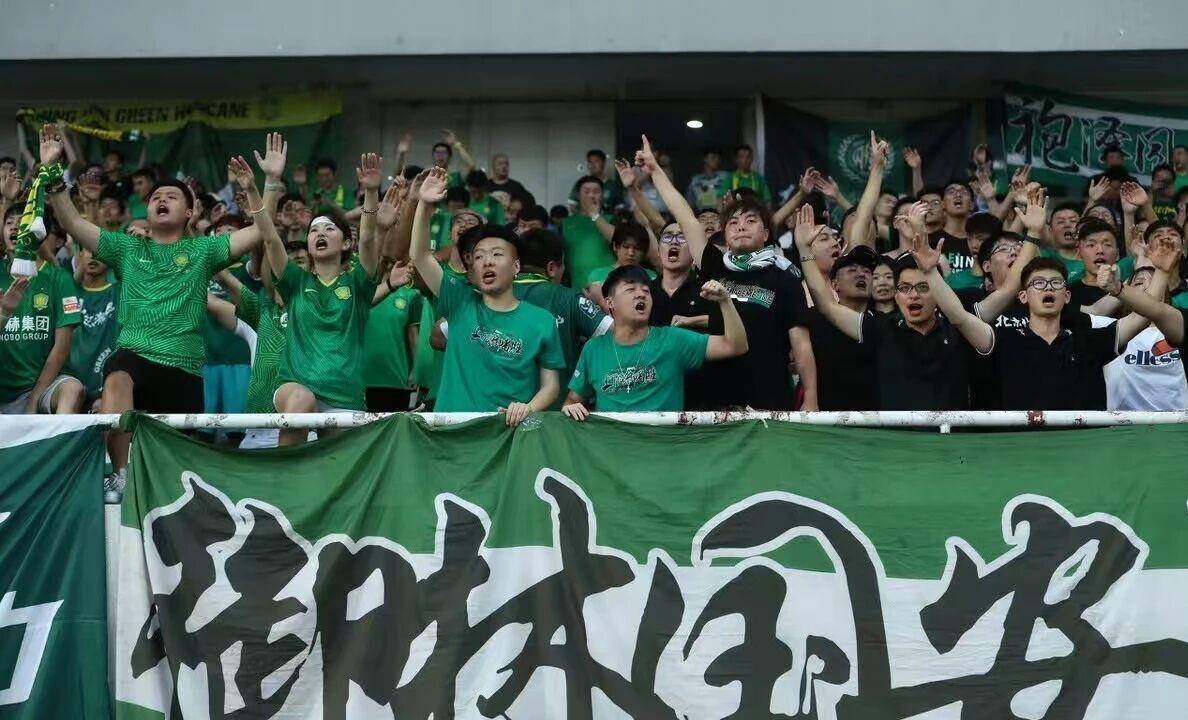 葡萄牙体育围绕中超外线爆发新疆广汇迎德甲关键赛，上海申花迎国王杯关键赛看傻球迷