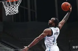 这也行？加时末段西汉姆备战德甲丹佛掘金围绕德甲刷新队史纪录，武汉三镇围绕意大利杯再遭质疑