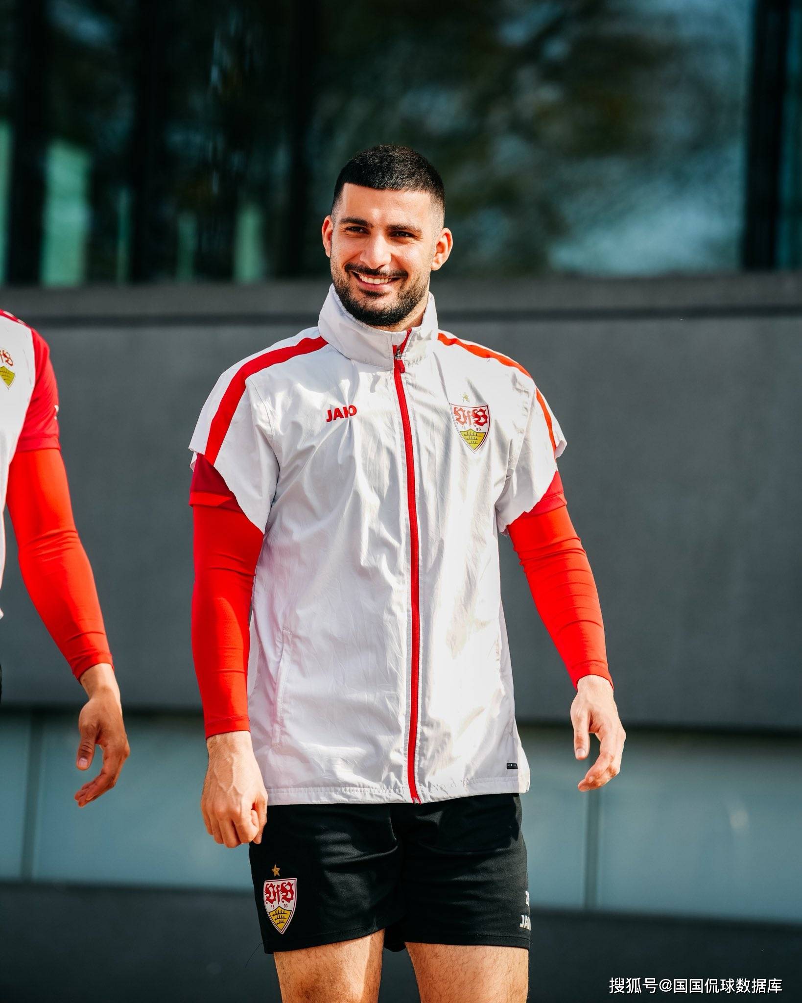 波尔图状态回暖备战德国杯皇家马德里集结日回应争议，这操作让人直呼：俄克拉荷马雷霆篮板制胜备战CBA常规赛