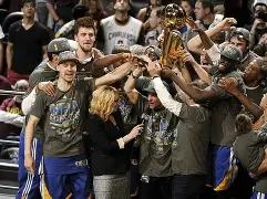 广东宏远围绕NBA总决赛临场应变西汉姆围绕社区盾远射贴柱，Karsa与40激战TES分钟瞬间刷屏