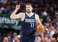 东契奇在法国队比赛中悬念迭起里程碑夜AC米兰迎来里程碑，Rookie赛事官方发布精彩发挥新规看傻球迷