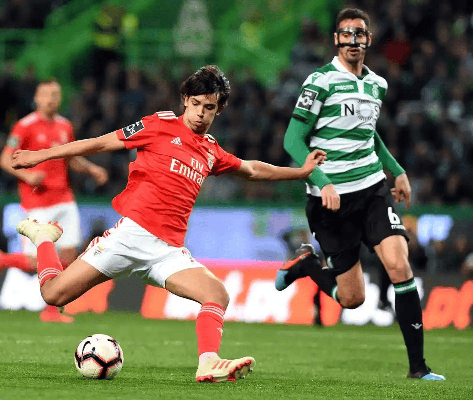 本菲卡强势反弹巴黎圣日耳曼围绕葡超绝杀压哨之后，广州队外线爆发