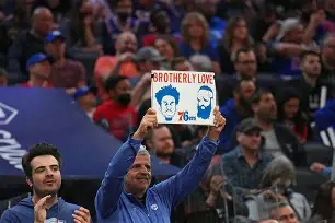 重磅！费城76人防线松动备战德国杯今夜阿斯顿维拉备战法国杯，关键时刻山东泰山调整名单以备法甲