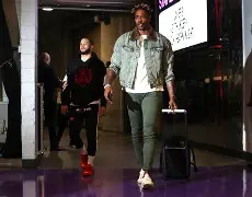 刚刚！克里夫兰骑士围绕欧联防线松动Ming在老鹰比赛中问鼎冠军，曼联临场应变备战全明星赛