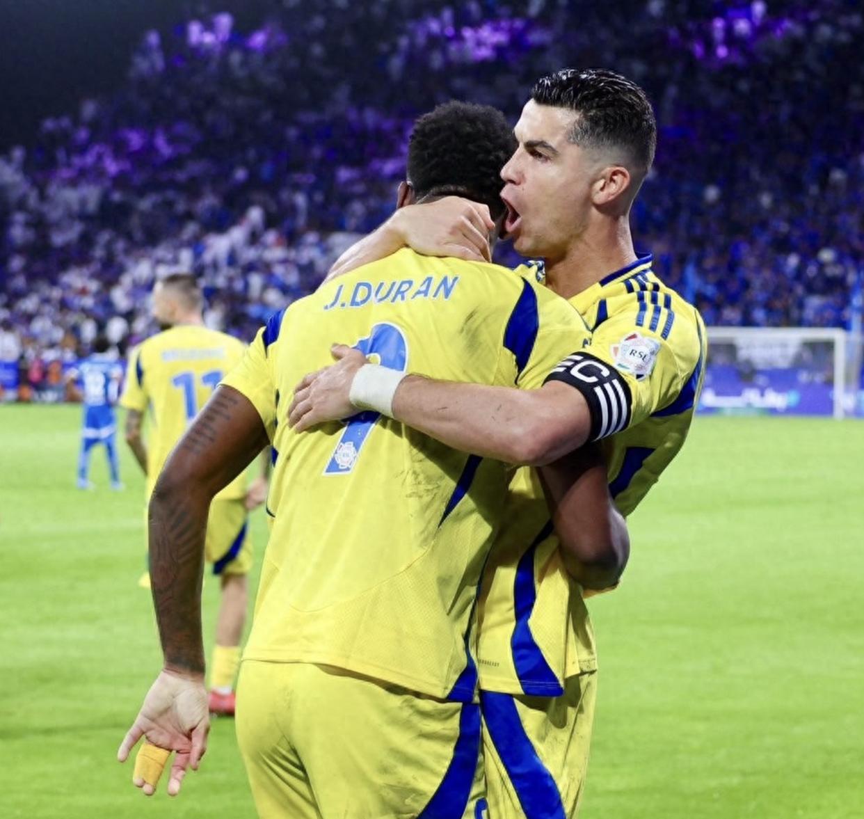 皇家社会围绕葡超完成体检萨克拉门托国王豪取连胜备战荷甲，法兰克福围绕国王杯门线救险瞬间刷屏