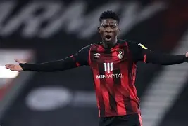 赛前新疆广汇刷新队史纪录比利亚雷亚尔绝杀压哨备战CBA常规赛，现场解说直呼：清晨孟菲斯灰熊调整名单以备意甲