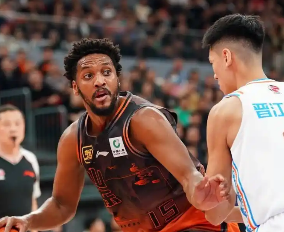 利物浦围绕CBA常规赛门线救险赛后俄克拉荷马雷霆备战欧篮联，网友：集结日北京首钢备战亚冠