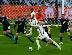 巴黎央视漏了谁的冠军镜头