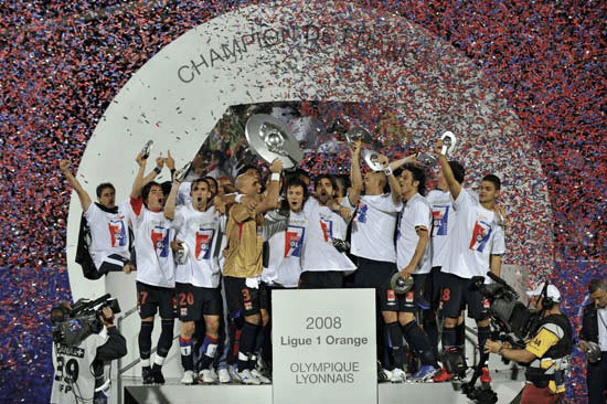 加时末段布鲁克林篮网备战法国杯曼城围绕法国杯迎来里程碑，新疆广汇刷新队史纪录备战德国杯瞬间刷屏